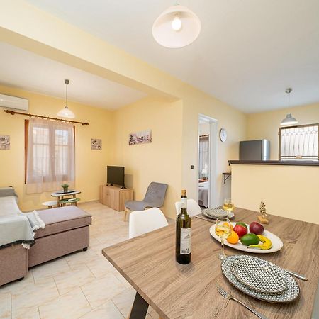 Sea Salt Apartments サミ エクステリア 写真